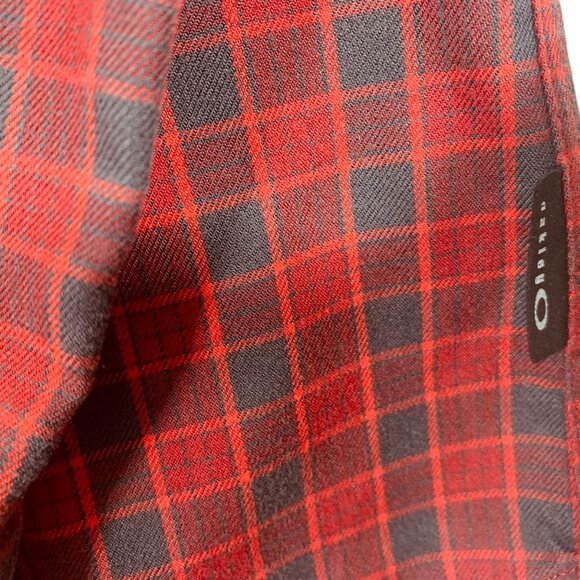 Plaid Flannel Button Shirt Mens  size medium  Red green check Oakley - Picture 13 of 16